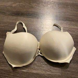 36 c size 1 time used victoria secret